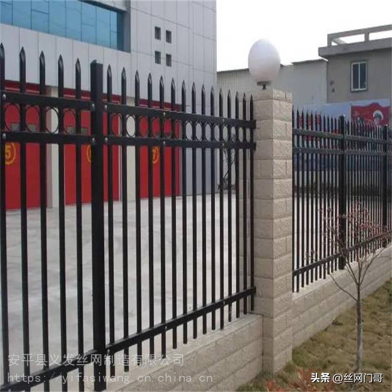 别墅围墙栏杆选购，别再只盯着价格和款式了